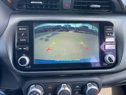 Used 2024 Nissan Kicks SV w/ Interior Electronics Package FWD image 16