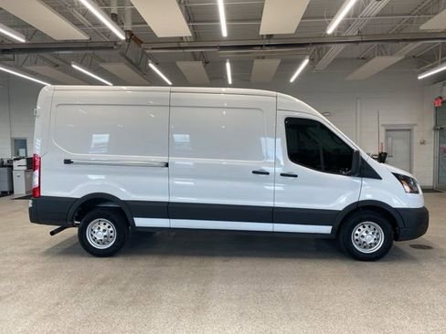 Used 2023 Ford Transit 250 Medium Roof AWD image 3