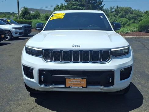 Certified 2023 Jeep Grand Cherokee Overland w/ Luxury Tech Group IV AWD/4WD image 2