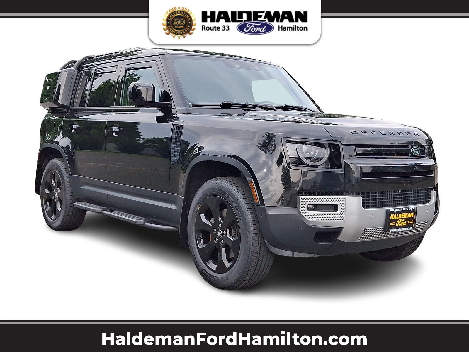 Used 2025 Land Rover Defender 110 S AWD/4WD image 1