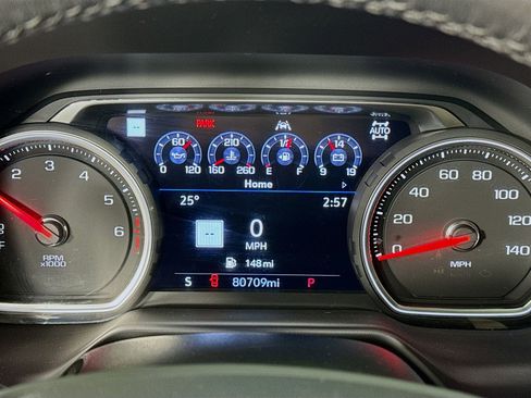 Used 2021 Chevrolet Tahoe Premier w/ Premium Package image 12