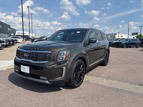Used 2020 Kia Telluride SX w/ SX Prestige Package AWD/4WD image 1