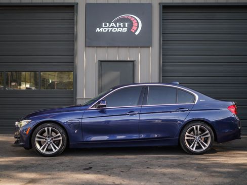 Used 2018 BMW 330e image 4