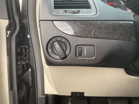 Used 2017 Dodge Grand Caravan SE w/ Power Window Group image 14