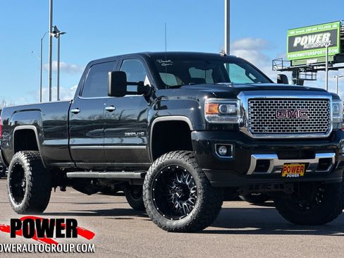 Used 2015 GMC Sierra 3500 Denali image 1