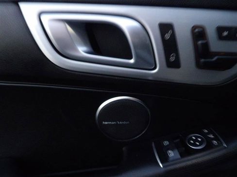 Used 2016 Mercedes-Benz SLK 300 image 31