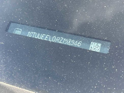 Used 2024 GMC Sierra 1500 AT4 w/ Technology Package image 34