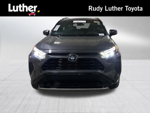 Certified 2024 Toyota RAV4 SE w/ Convenience Package AWD/4WD image 1