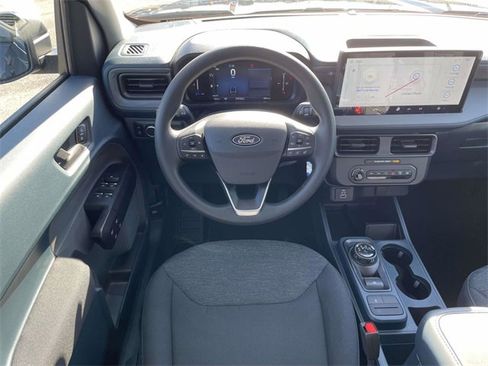 New 2025 Ford Maverick XL image 7