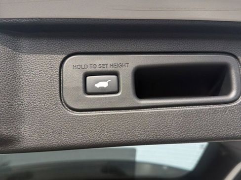 Used 2025 Honda Pilot EX-L image 31