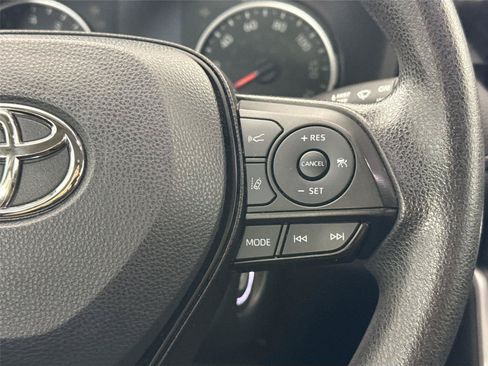 Certified 2022 Toyota RAV4 LE FWD image 18