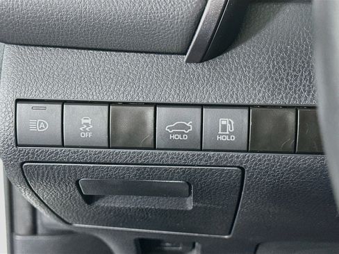 Used 2024 Toyota Camry SE FWD image 16