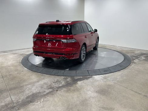 New 2026 Lincoln Aviator Premiere w/ Jet Appearance Package image 5