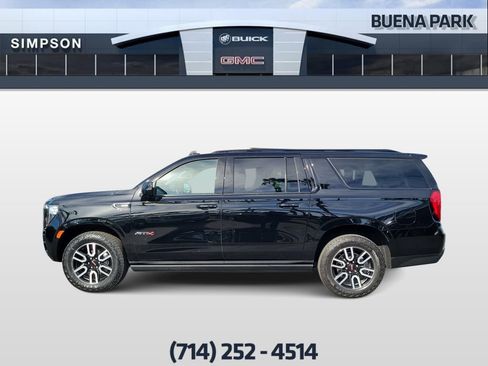 Used 2023 GMC Yukon XL AT4 image 5
