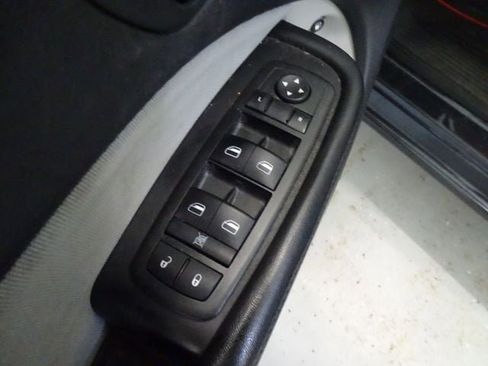 Used 2014 Dodge Dart SXT w/ Rallye Appearance Group FWD image 8