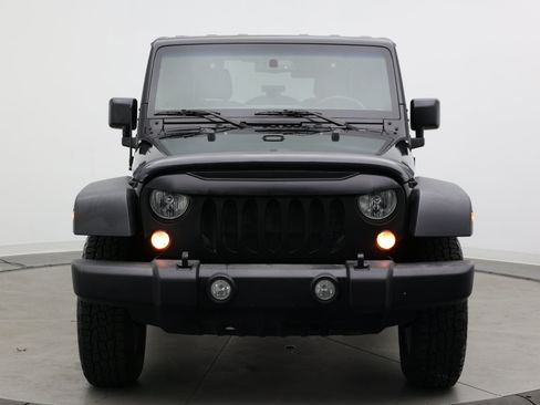 Used 2016 Jeep Wrangler Sport w/ Quick Order Package 24S AWD/4WD image 2