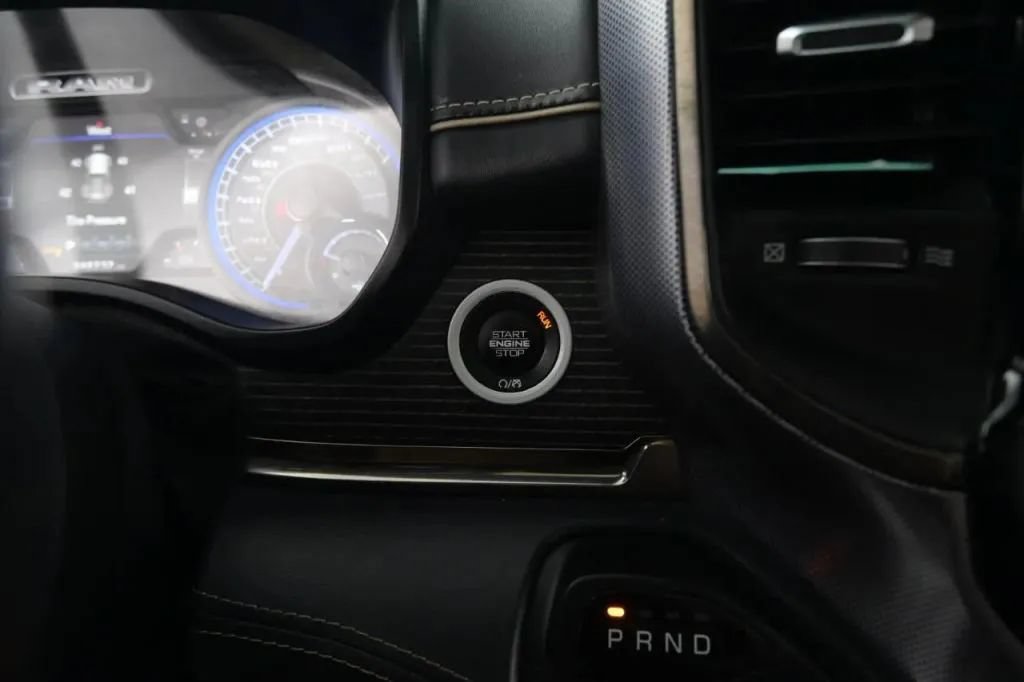 Used 2019 RAM 1500 Limited AWD/4WD image 32