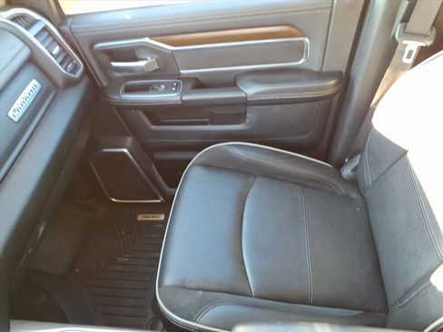 Used 2022 RAM 2500 Laramie image 31