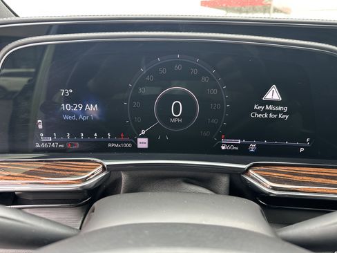 Used 2021 Cadillac Escalade ESV Premium Luxury image 29