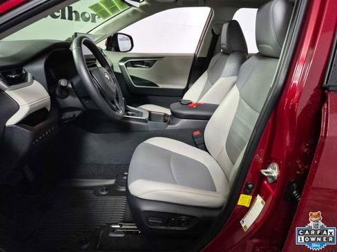 Certified 2023 Toyota RAV4 Limited AWD/4WD image 9