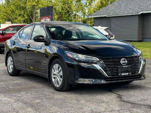 Certified 2024 Nissan Sentra S FWD image 1
