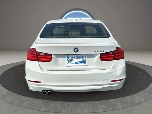 Used 2015 BMW 328i Sedan RWD image 4