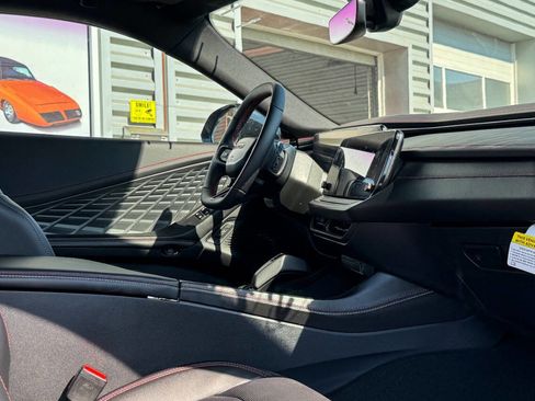 Used 2025 Dodge Charger Daytona R/T w/ Plus Group image 10