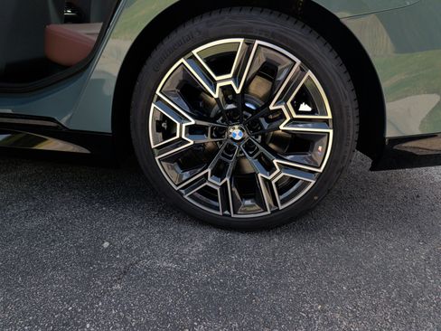 New 2027 BMW 540i xDrive w/ M Sport Package AWD/4WD image 32