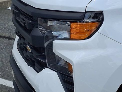 Used 2025 Chevrolet Silverado 1500 W/T w/ WT Value Package AWD/4WD image 28