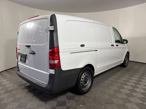 Used 2016 Mercedes-Benz Metris image 5
