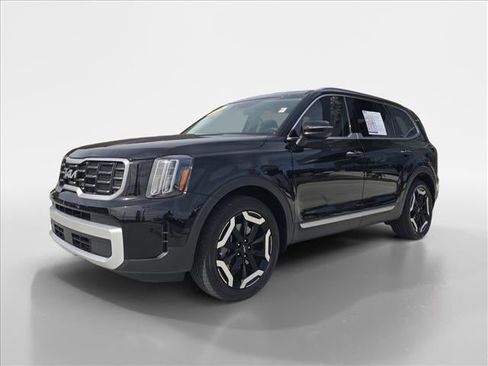 Used 2025 Kia Telluride S image 7