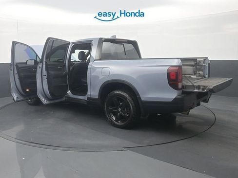 Used 2023 Honda Ridgeline Black Edition image 38