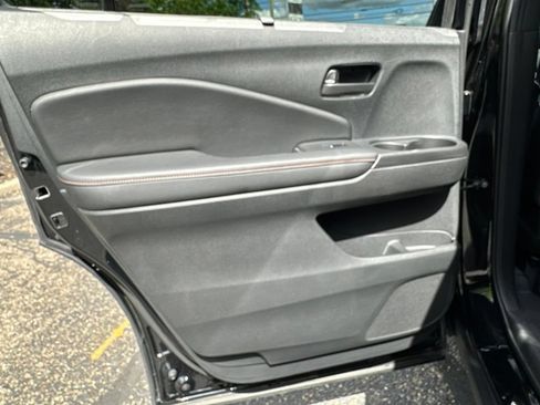 Used 2023 Honda Passport TrailSport image 37