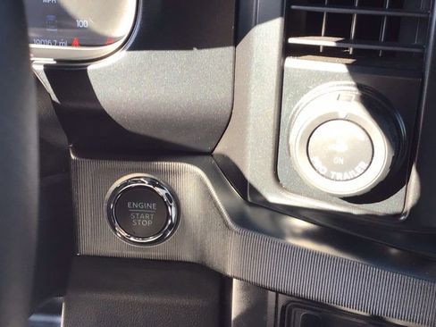 Certified 2024 Ford F250 Platinum w/ Tremor Off-Road Package image 22