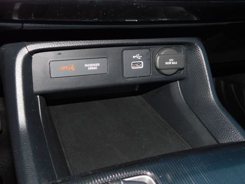 Used 2023 Honda Civic EX image 32