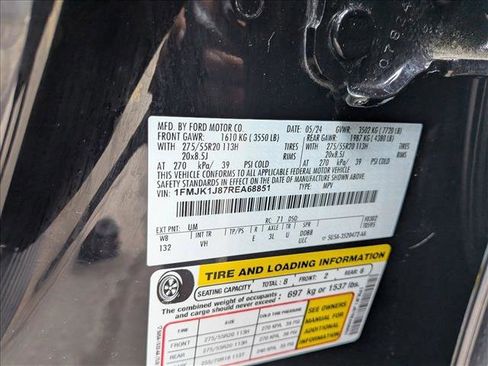 Used 2024 Ford Expedition Max XLT image 23