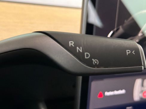 Used 2017 Tesla Model 3 Long Range image 25