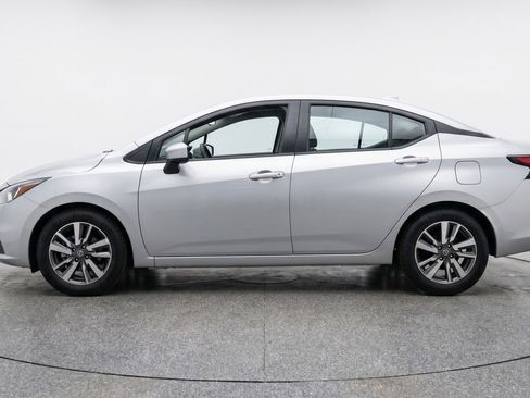Used 2025 Nissan Versa SV FWD image 5