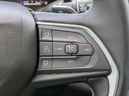 New 2026 Jeep Grand Cherokee L 2WD image 28