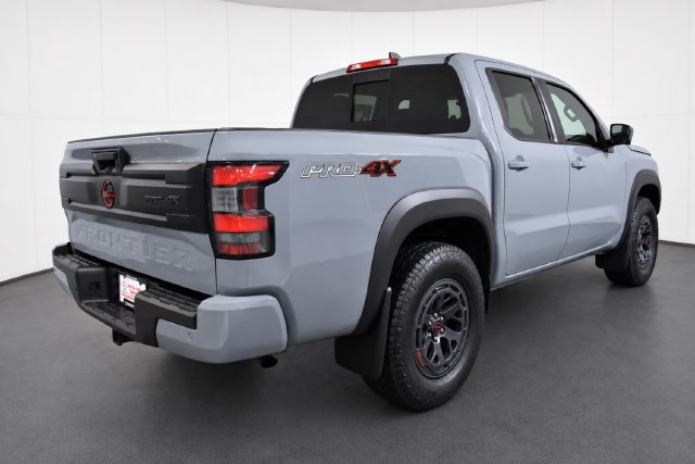 Used 2025 Nissan Frontier PRO-4X w/ Pro Convenience Package AWD/4WD image 4