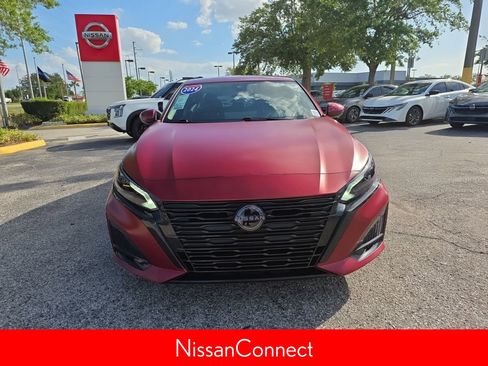 Certified 2025 Nissan Altima 2.5 SV w/ SV Special Edition Package image 3