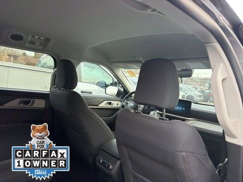 Used 2025 Ford Explorer Active image 18