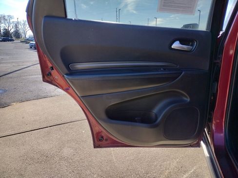 Used 2021 Dodge Durango SXT image 22
