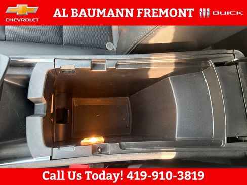 Used 2014 Chevrolet Impala LT FWD image 26