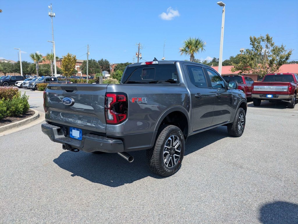 New 2026 Ford Ranger Lariat w/ FX4 Off-Road Package AWD/4WD image 4