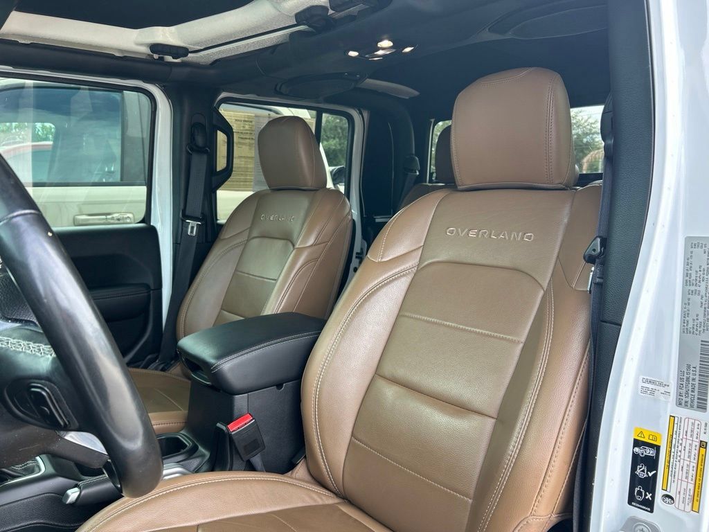 Used 2022 Jeep Gladiator Overland AWD/4WD image 18