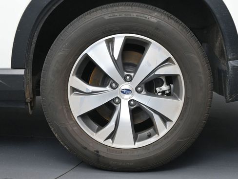 Used 2023 Subaru Ascent Premium w/ Convenience Package AWD/4WD image 20
