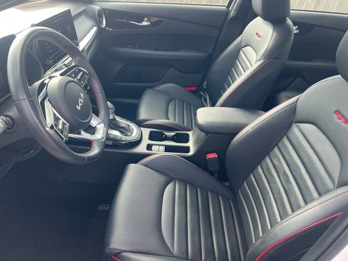 Certified 2023 Kia Forte GT w/ GT2 Package image 4