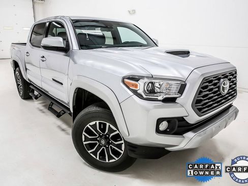Used 2023 Toyota Tacoma TRD Sport image 9