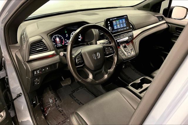 Used 2025 Honda Odyssey Sport-L image 16